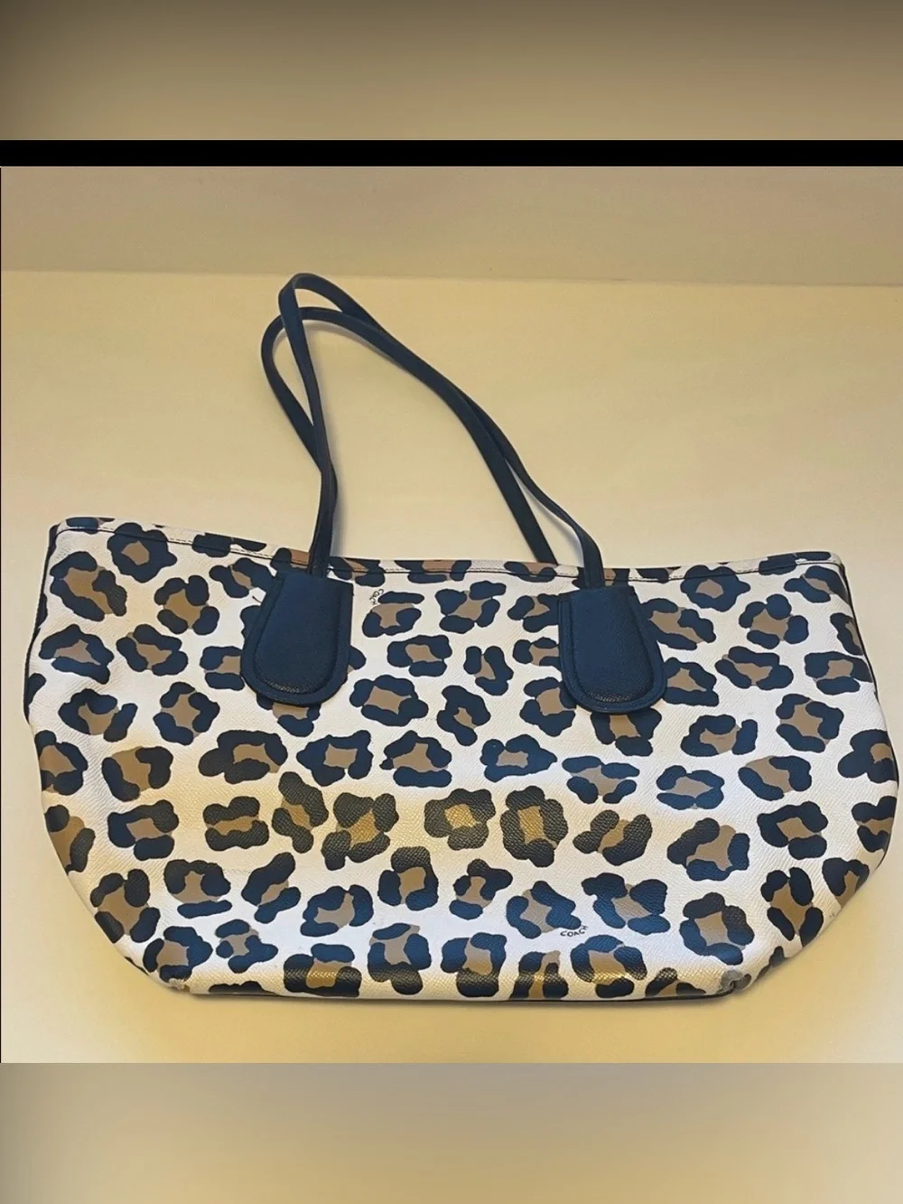 Coach Taxi Zip Top Tote Ocelot Leopard Print #33969 Like new/EUC